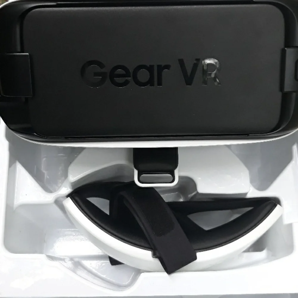 Samsung Gear VR ( virtual reality )